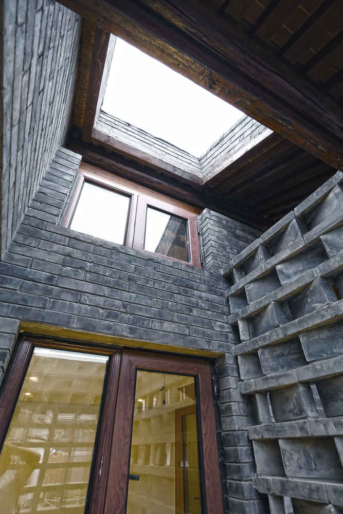 V House of Dashilar 极简现代宜居空间-3