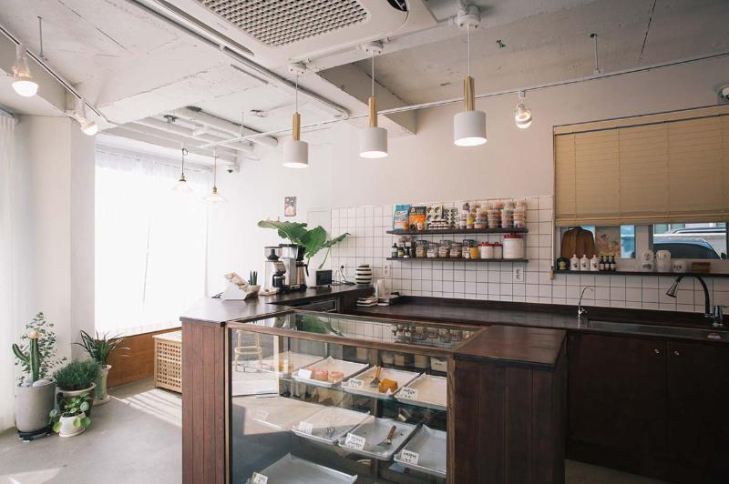 10 坪甜蜜空间，打造温馨艺术咖啡馆-7