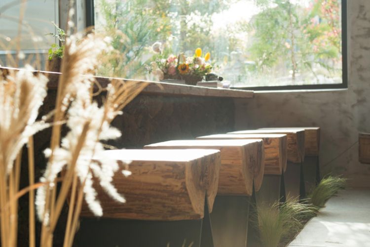 韓國「心深 Simsim Café 」：將島上火山熔岩、白淨沙灘與山丘綠草帶入空間 - WEHOUSE-2