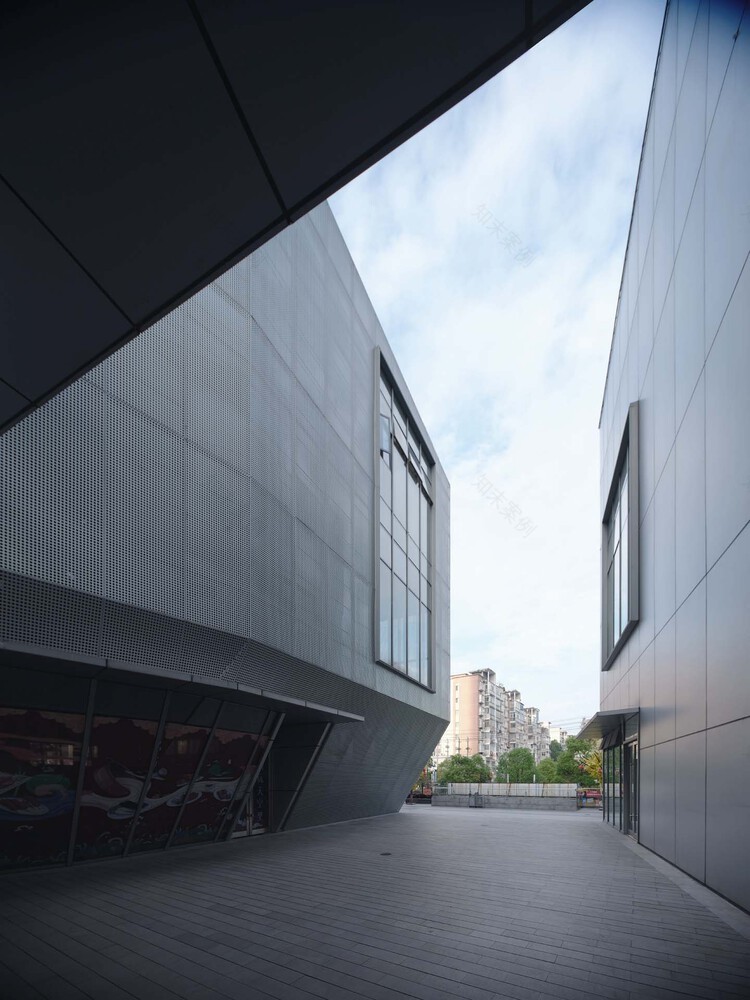 萍乡天空里商业综合体丨中国萍乡丨深圳大学本原设计研究中心-23