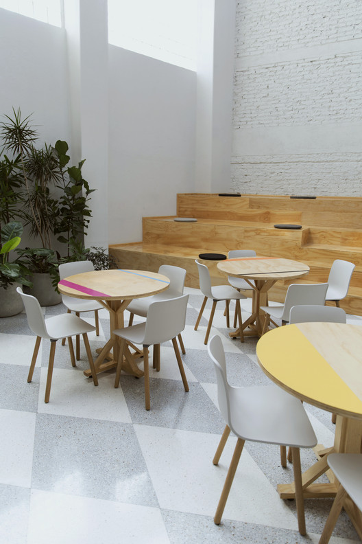 科隆尼亚创意社区共享办公空间-9