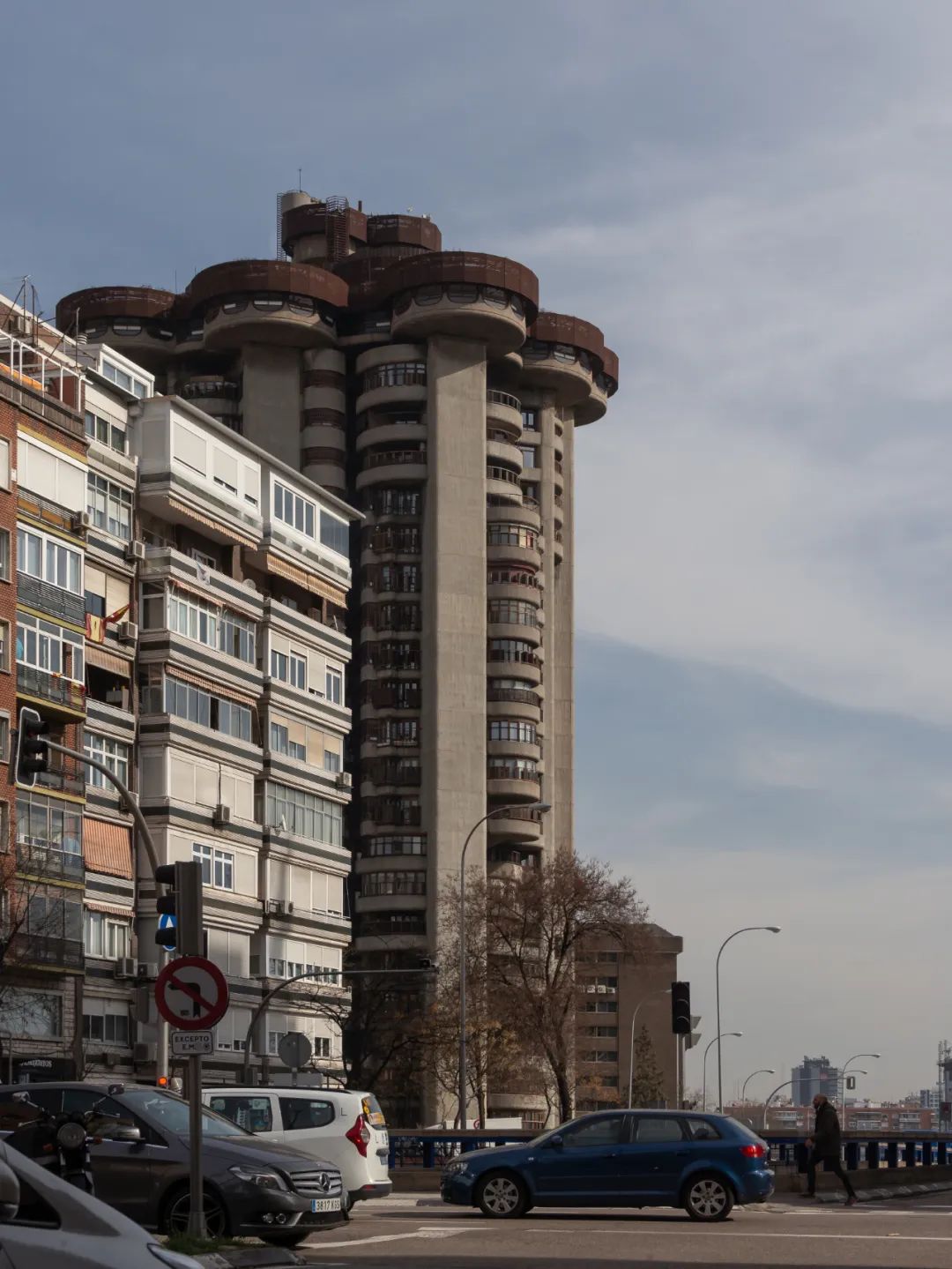 Torres Blancas 有机公寓楼丨西班牙马德里丨Francisco Javier Sáenz de Oiza-20