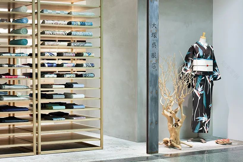 【477期】一家日本传统服装商店,独特的陈列方法从新定义了这个商店-22