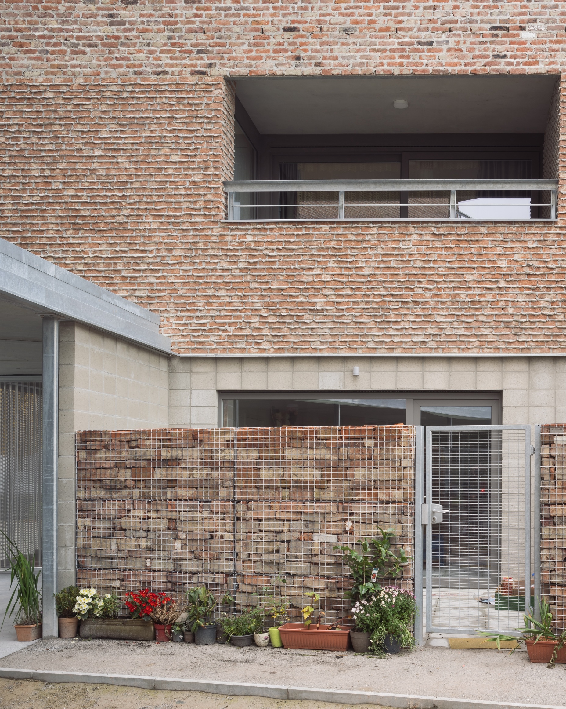 Urban Infill Project for Social Housing / MAKER architecten-20