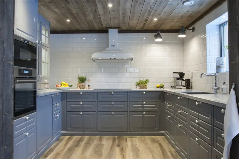 瑞典山间豪华木屋 | 传统与现代的完美交融-9