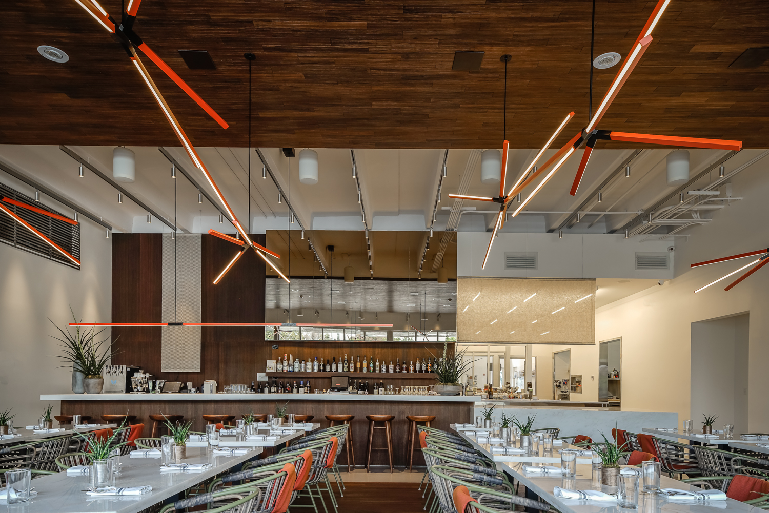 迈阿密“植物食品葡萄酒”餐厅 | 室内外的融合与多感官体验-5