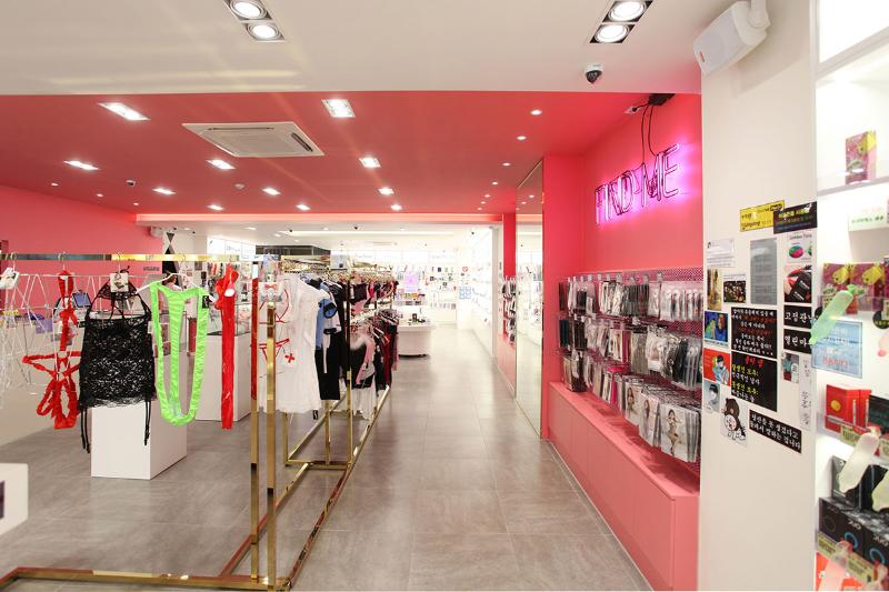 86 平成人用品店室内设计 | 粉色调亮点解读-9