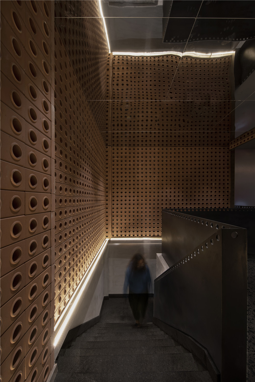 QU烤肉酒馆丨中国上海丨Woodo Studio 木斗设计-10