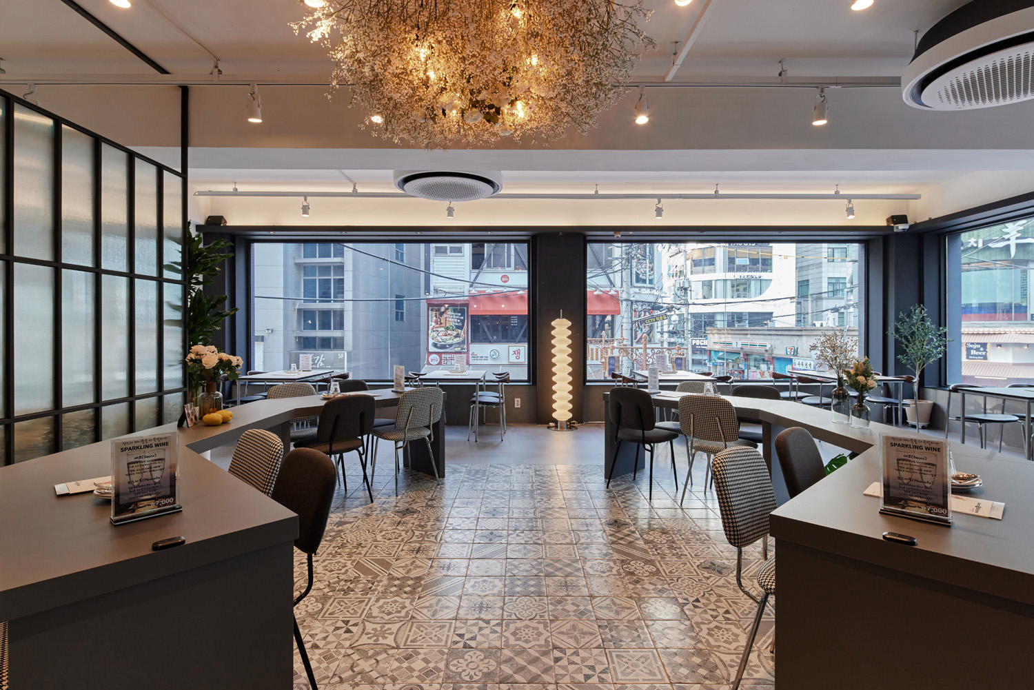 现代高级餐厅设计典范-5