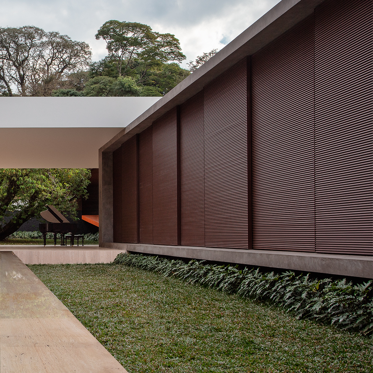 Garden House / Studio Guilherme Torres-5