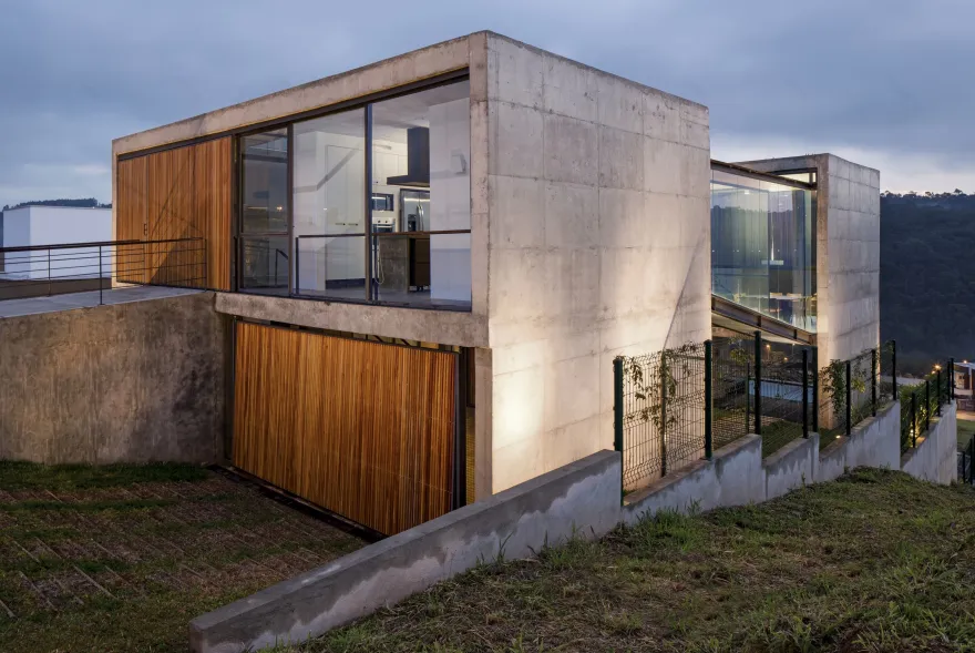 巴西 Itahye 住宅 | Apiacás Arquitetos 的街景与自然共生设计-18