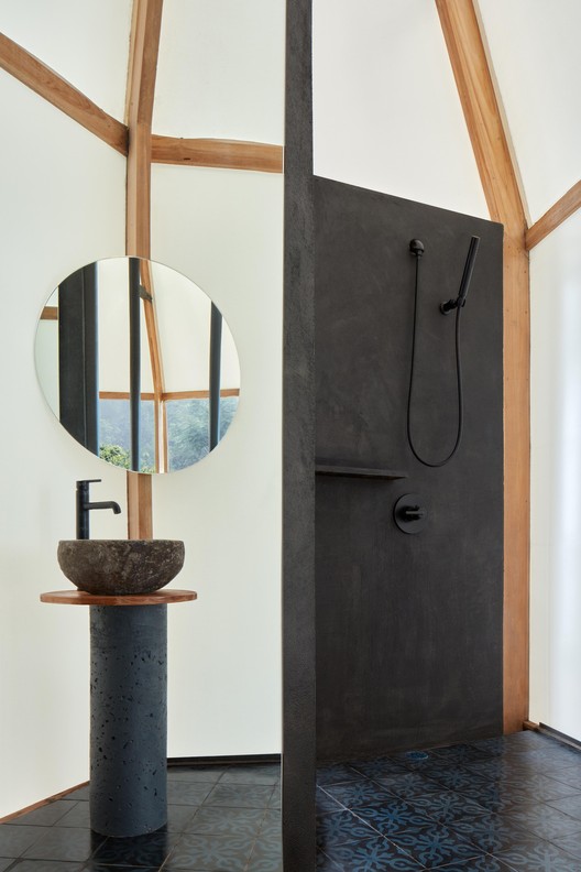 丨哥斯达黎加丨ARCHWERK,Formafatal-83