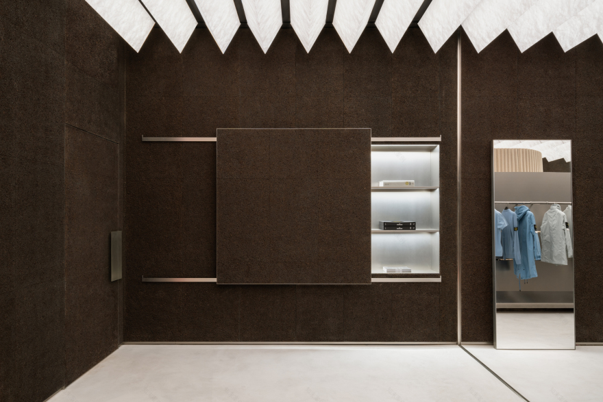 Stone Island 全球商店丨德国慕尼黑丨AMO-24