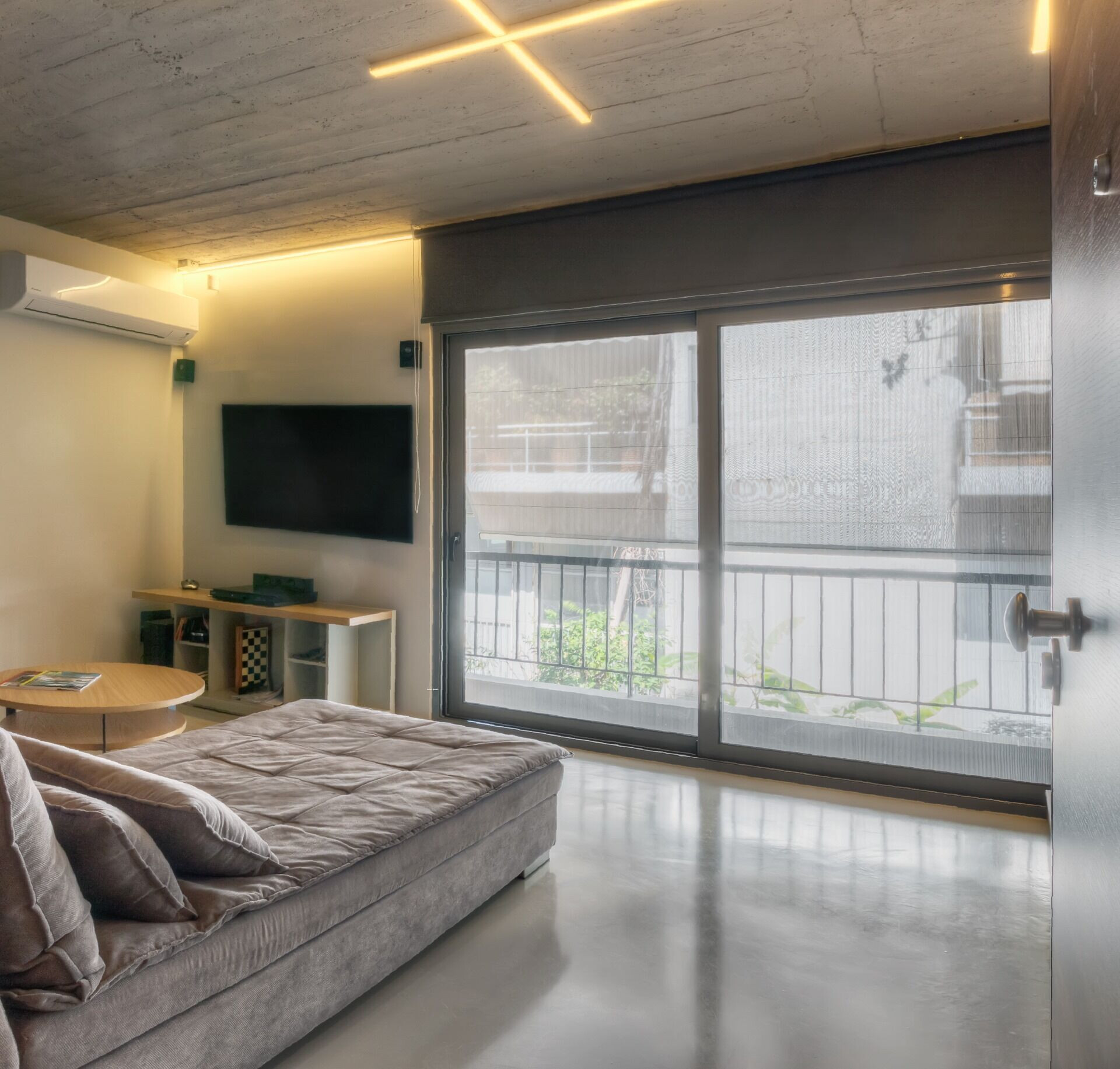 一起离开酒吧-20