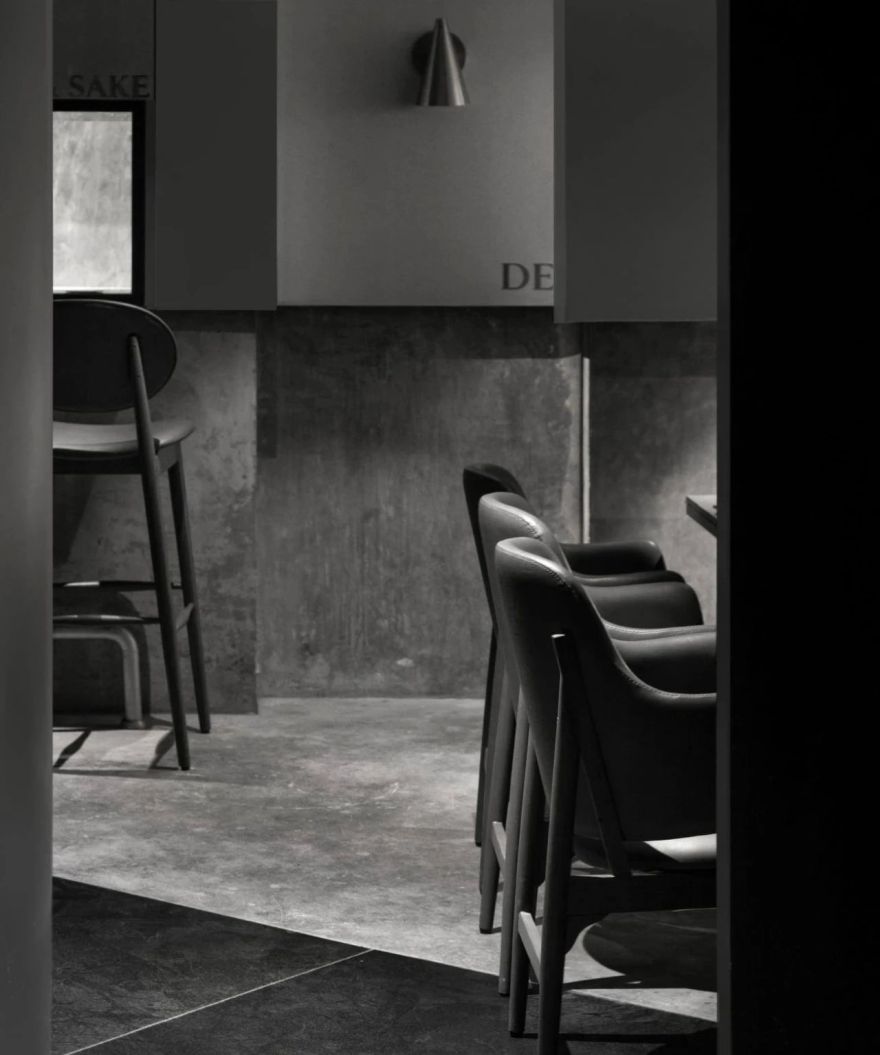 暗黑式混凝土结构鸡尾酒吧设计丨印度新德里丨RENESA ARCHITECTURE DESIGN-49