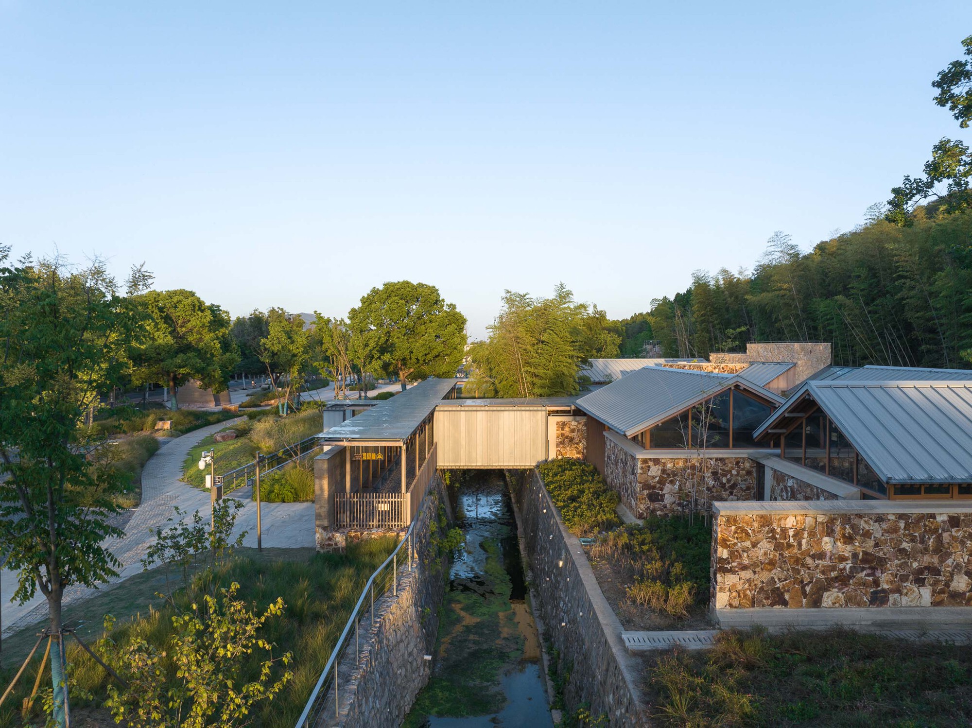 南京汤山猿人洞游客服务站丨中国南京丨AESEU 建筑技术与艺术工作室-15