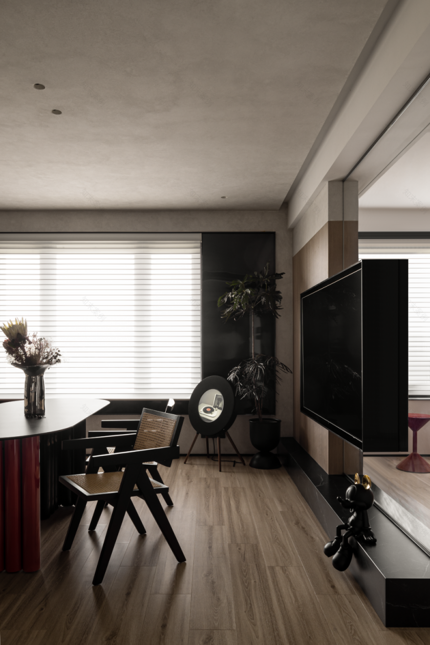 《客厅去哪儿了?》婚房去客厅化后用阁楼重新定义空间-66