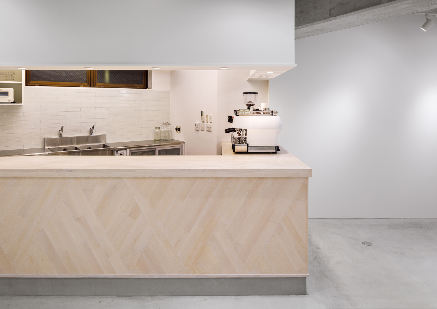 东京小画廊咖啡馆-5