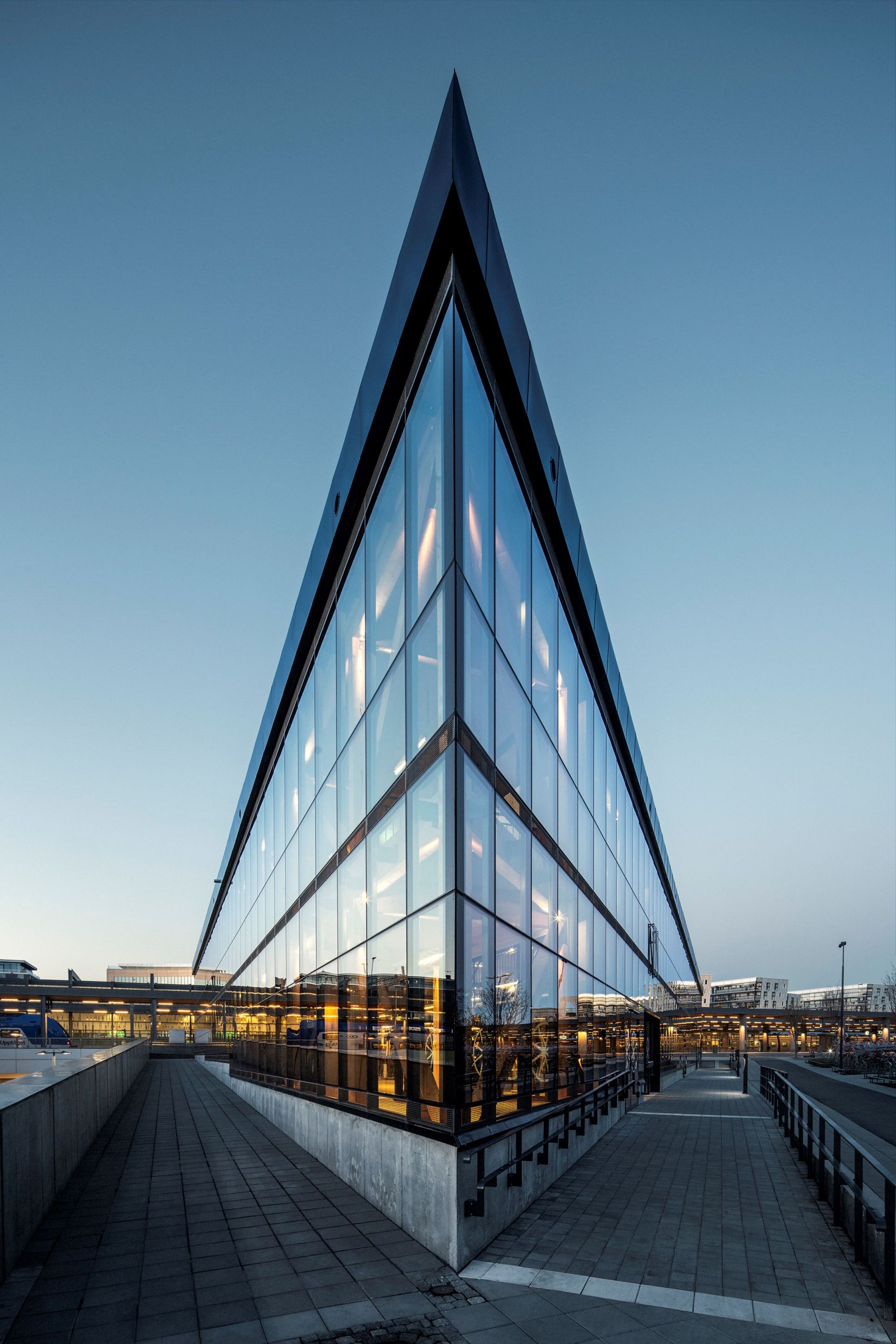 瑞典乌普萨拉中央车站自行车库丨Cecilia Öberg-19