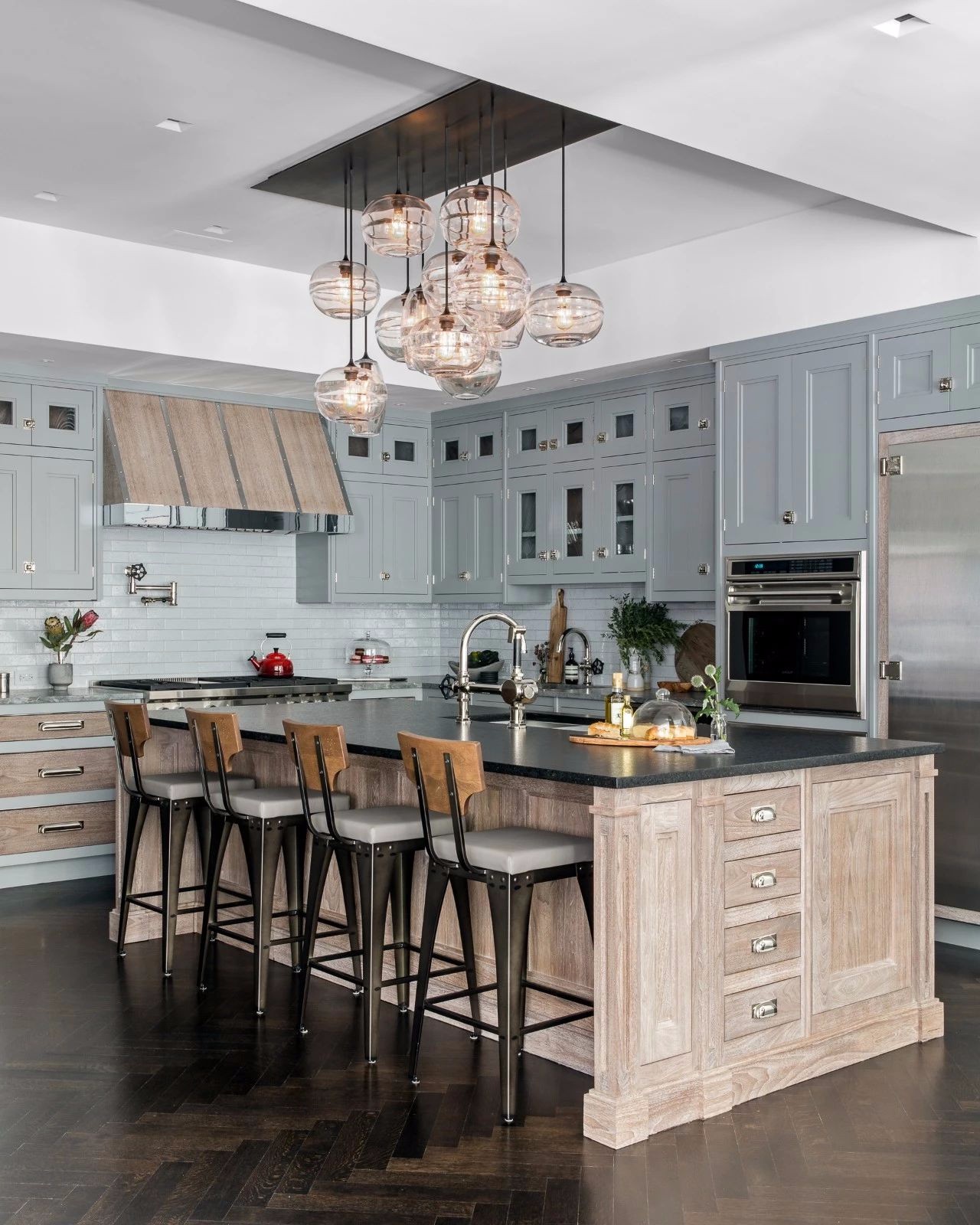 纽约 Becky Shea Design 室设计 | 自然与工业的和谐融合-8