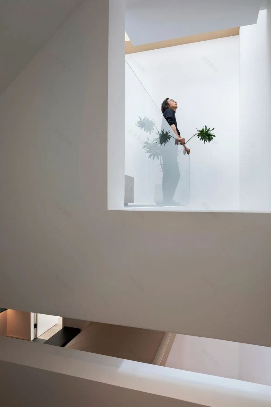 在家拥有一座迷你美术馆丨中国东莞-25