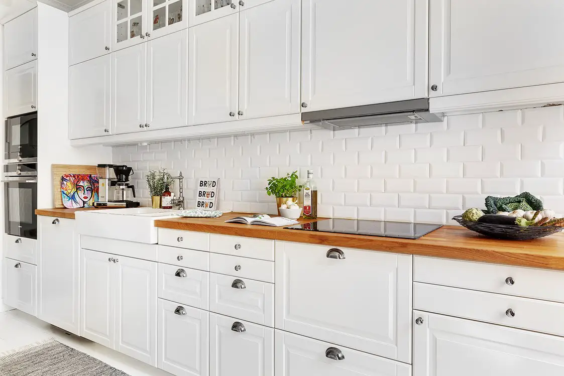 24 平米瑞典小公寓，入口变办公室巧妙利用空间-7