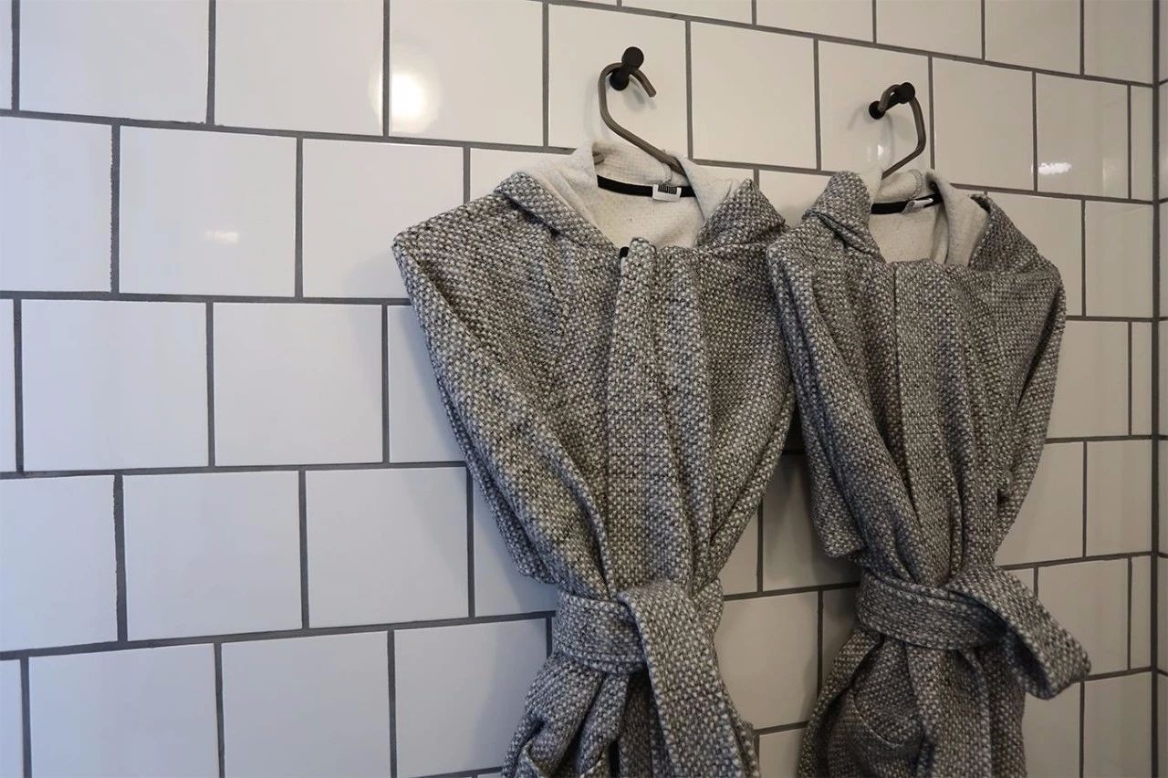 这个LOFT酒店装潢简单 / 住一晚却要6000块-90