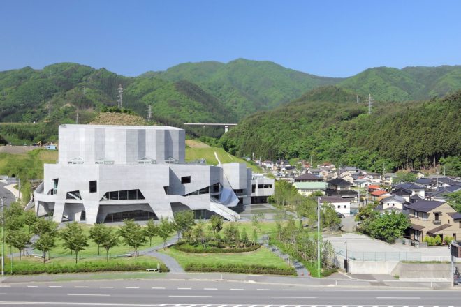 大船渡市民文化会館・市立図書館 ／ リアスホール – Rias Hall | Chiaki Arai Urban & Architecture Design-16