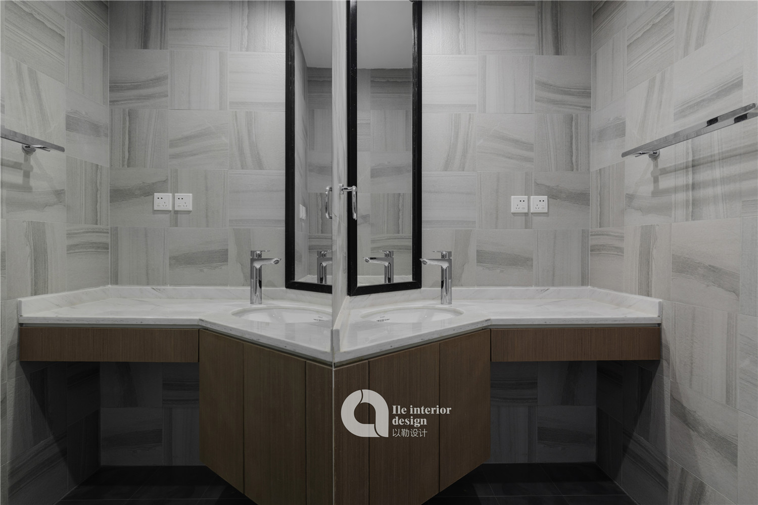 折叠空间里的自由与节制-47