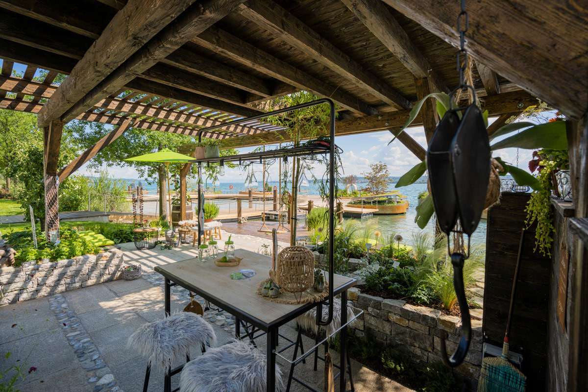 See  Pavillon by Kähler（宁静通风的滨湖亭）丨德国-84