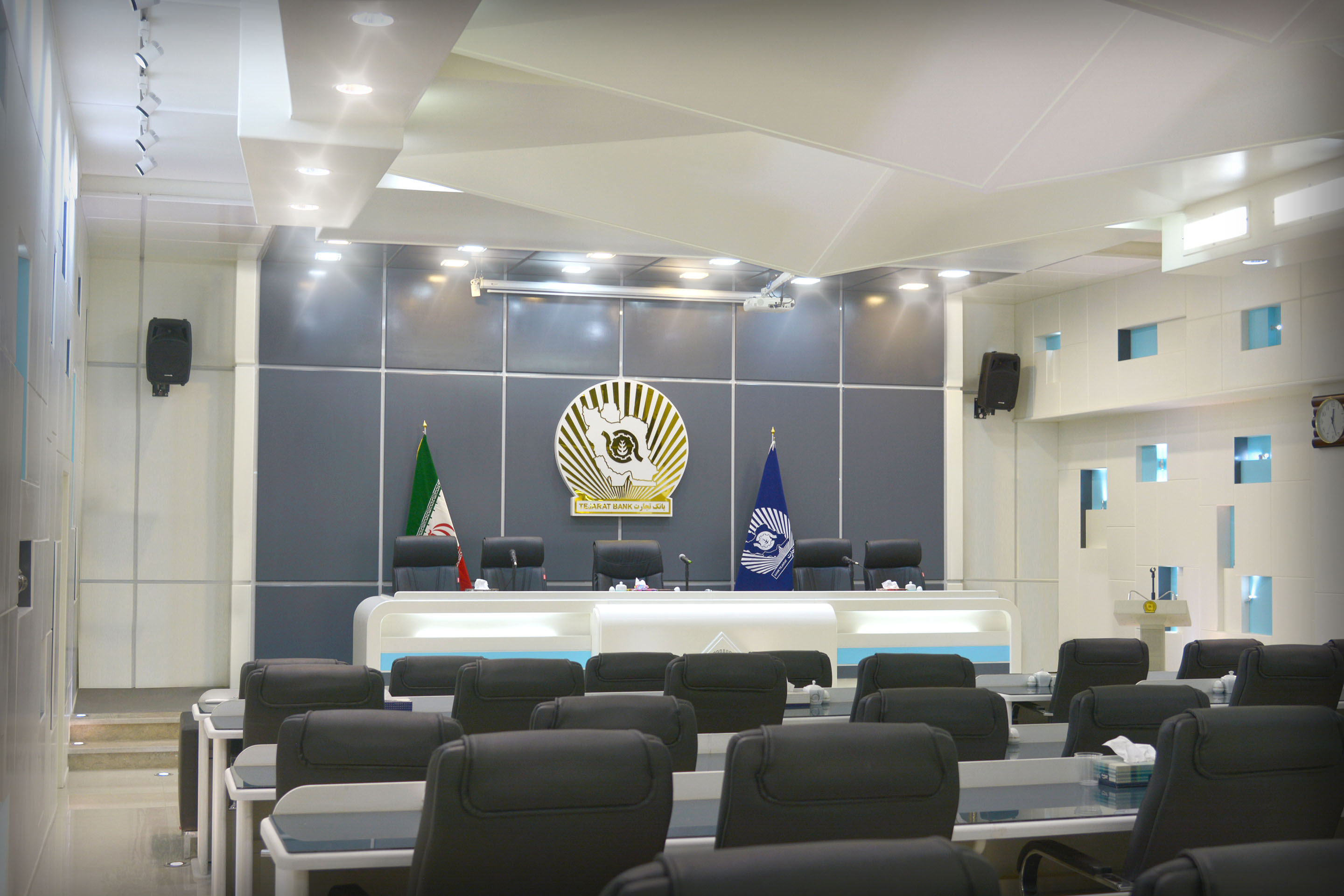 Ardabil Tejarat 银行露天剧场——功能与美感的完美结合-18