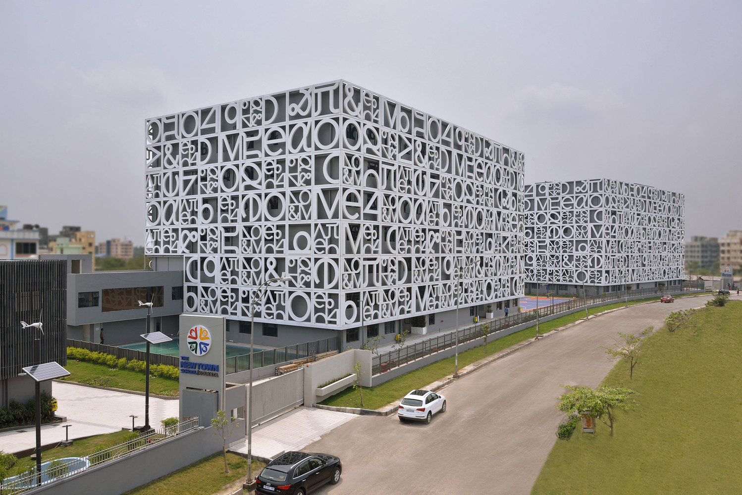 印度加尔各答某学校外立面及室内设计项目丨Abin Design Studio-3