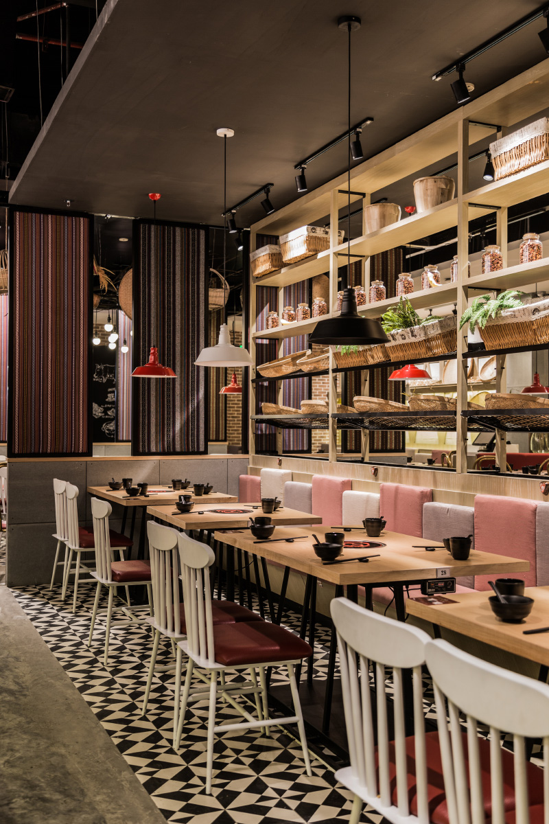 贵阳鸿通城“都市新大新”豆米火锅店 | 现代农家风的空间诗篇-24