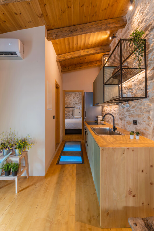 希腊 Coo House · 古老石屋的现代重生丨Zeropixel Architects-20