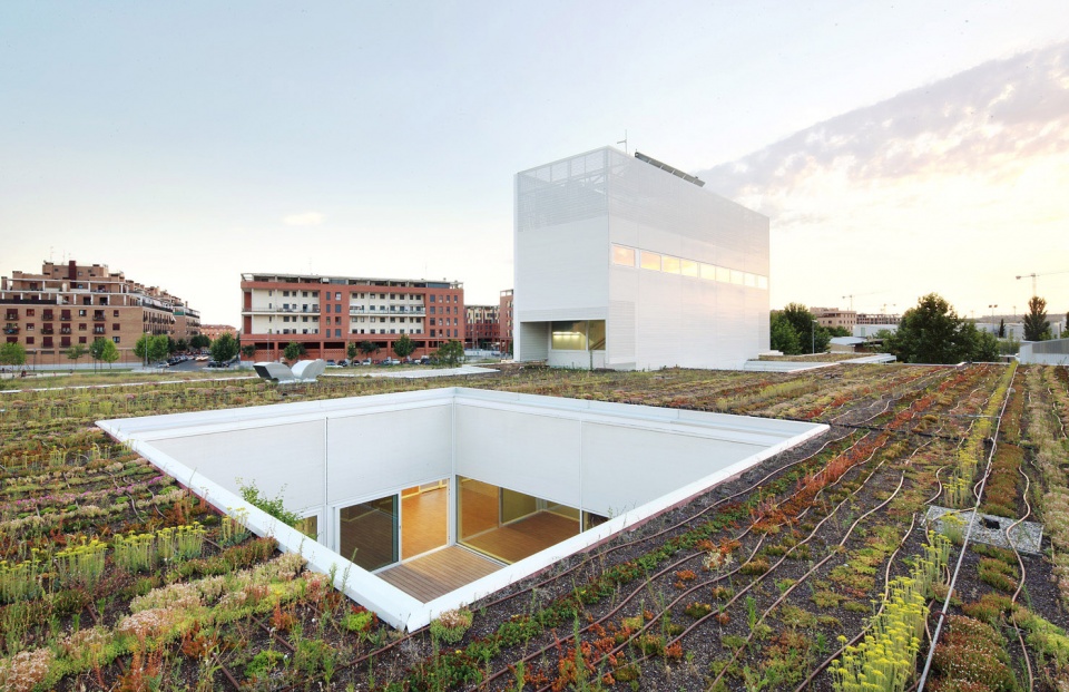 西班牙零排放休闲中心-3