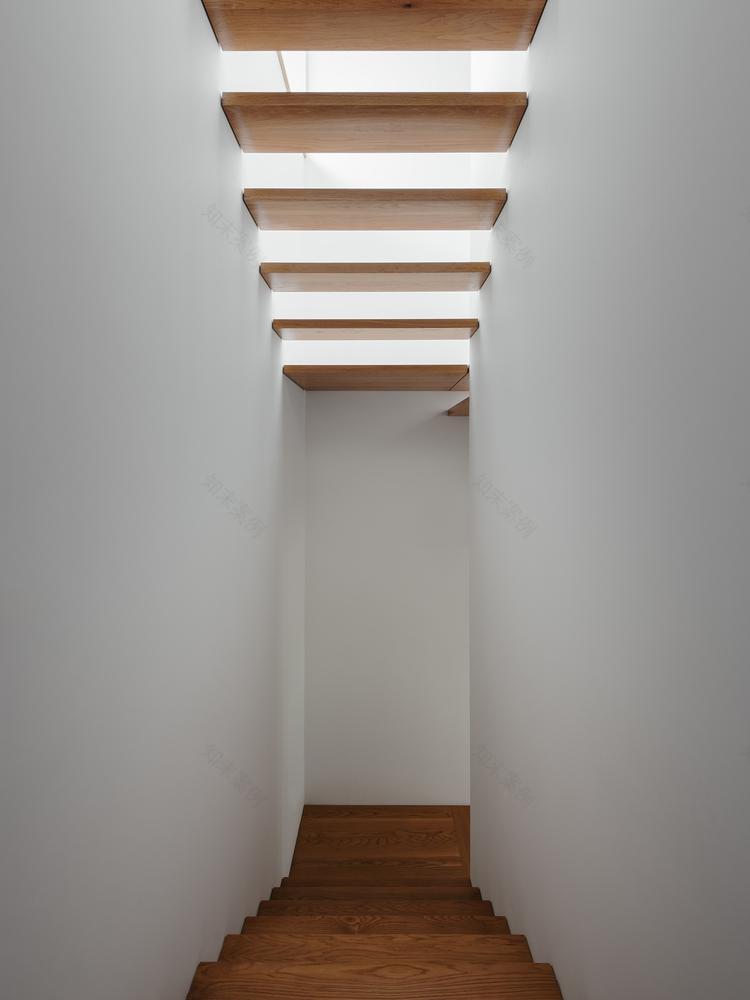 葡萄牙马拉夸街混凝土住宅丨Base arquitetura-26