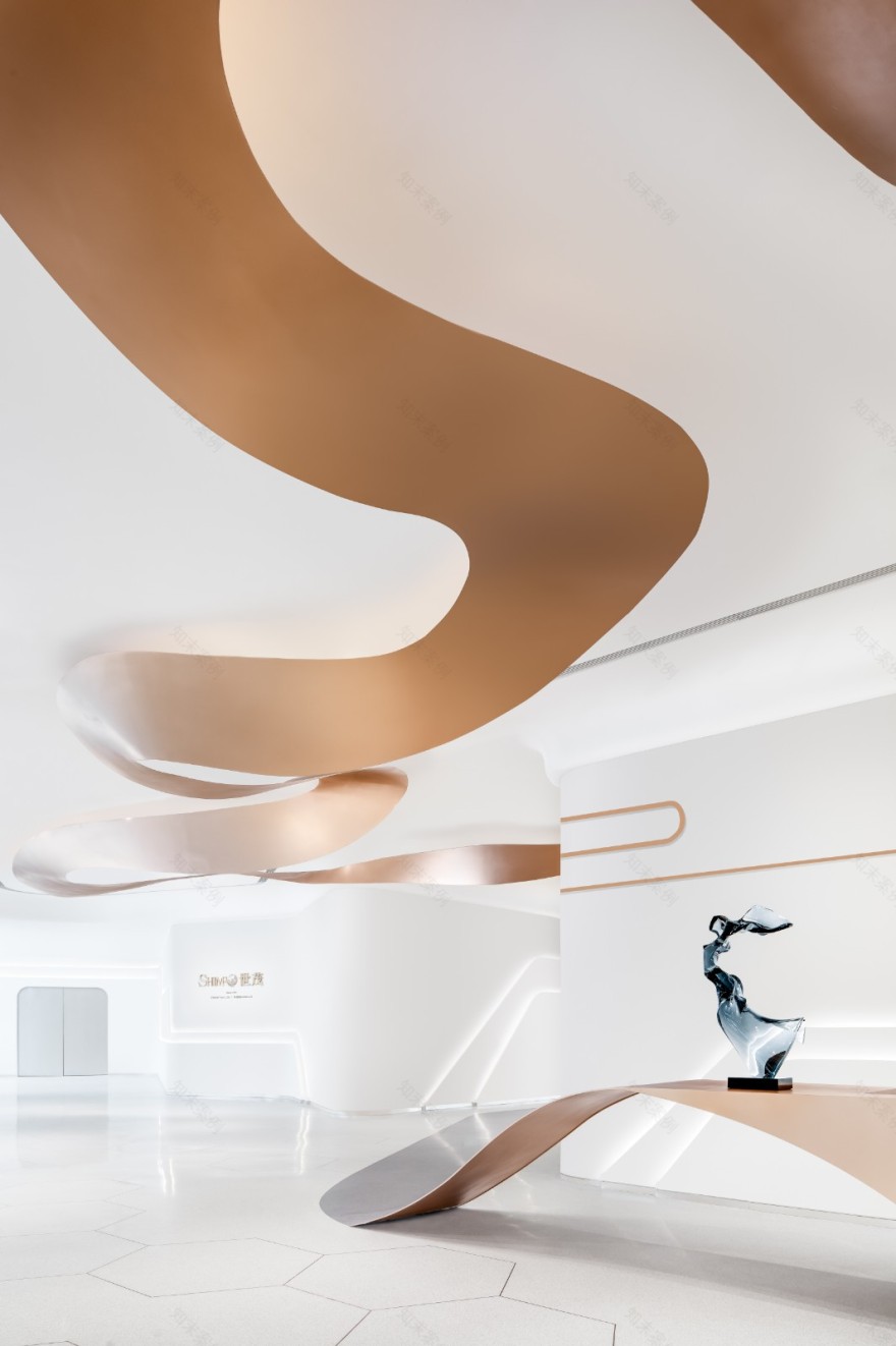 深圳世茂深港国际中心售楼部-12