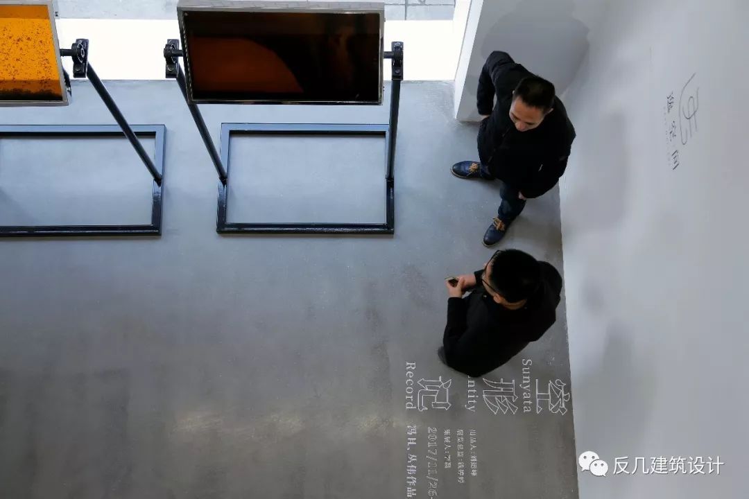 南京逸空间画廊 | 沿街混乱到艺术展示空间的蜕变-15