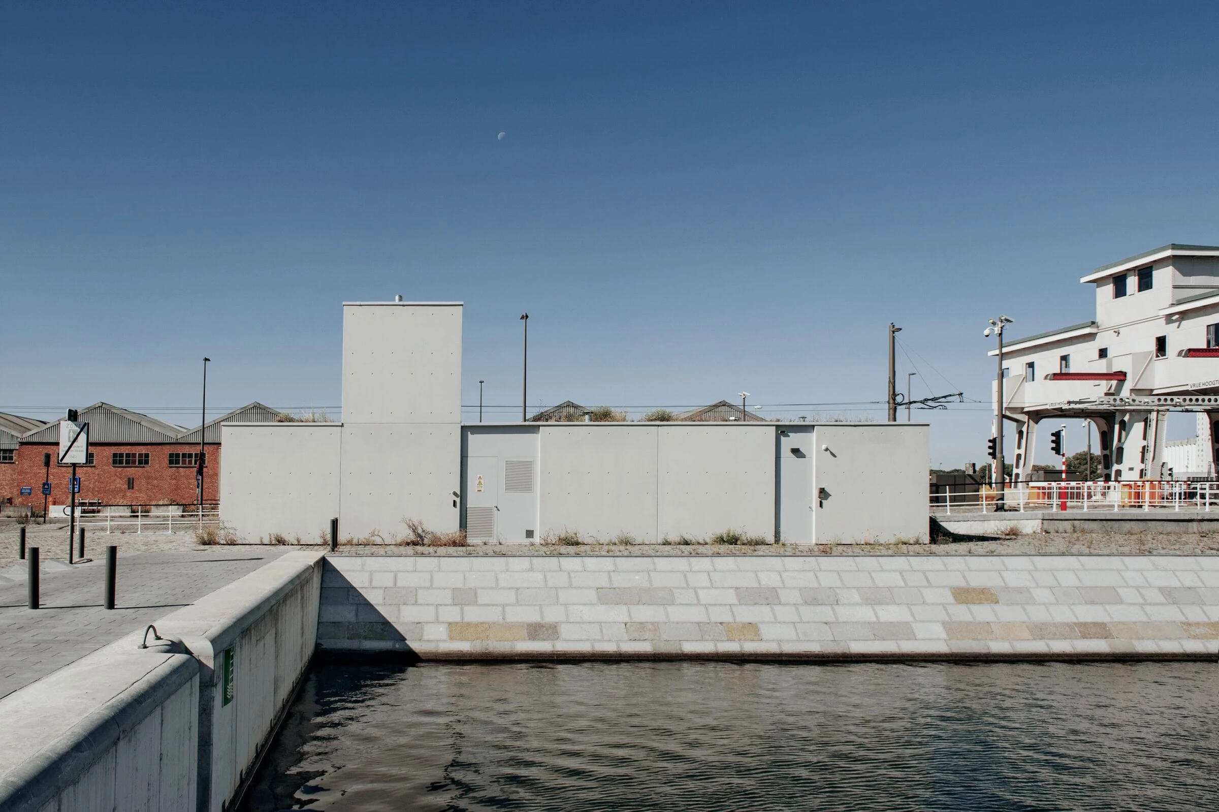 墨西哥大桥控制站丨比利时安特卫普丨An Schoenmaekers-9