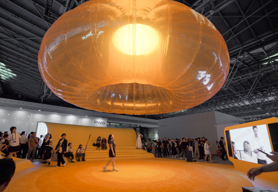 建筑鬼才马岩松，在威尼斯造了一把油纸伞-102