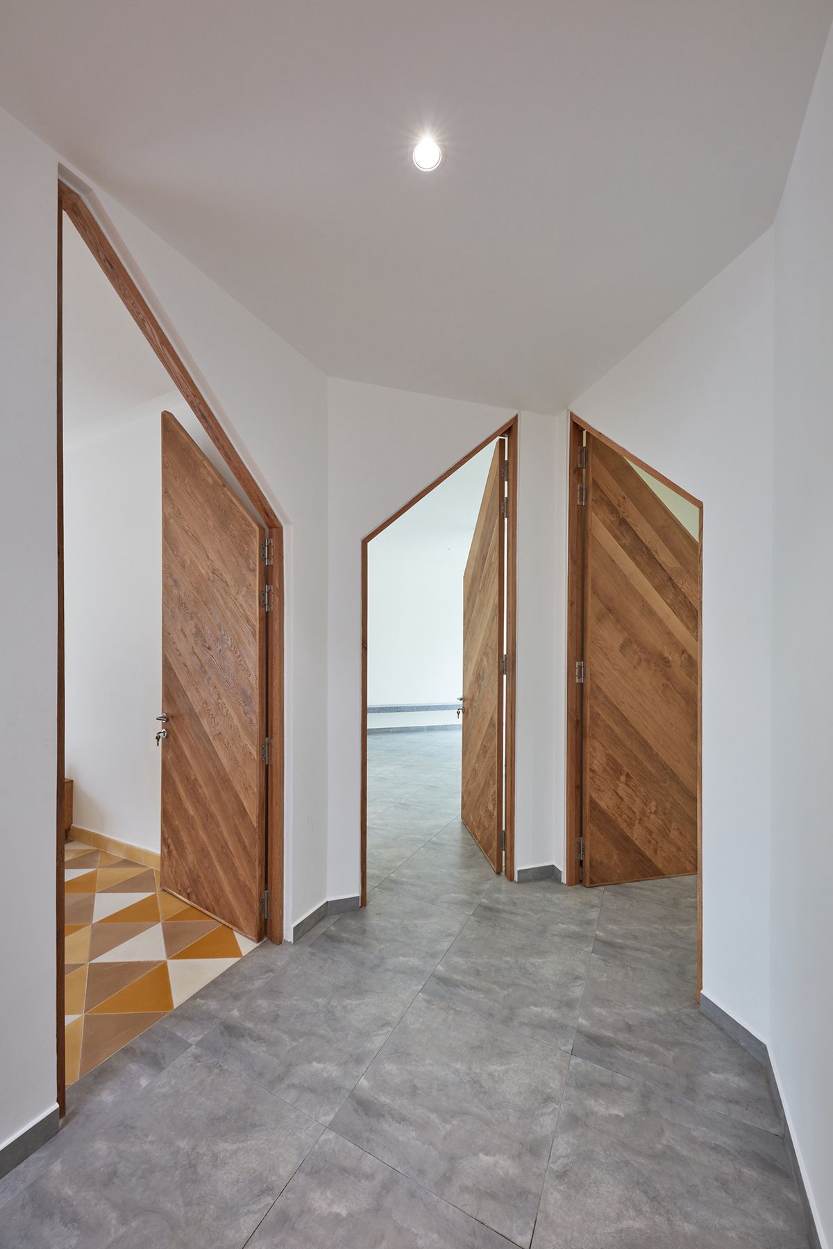 空间魔法师 · 新旧融合的越南特色住宅设计-18