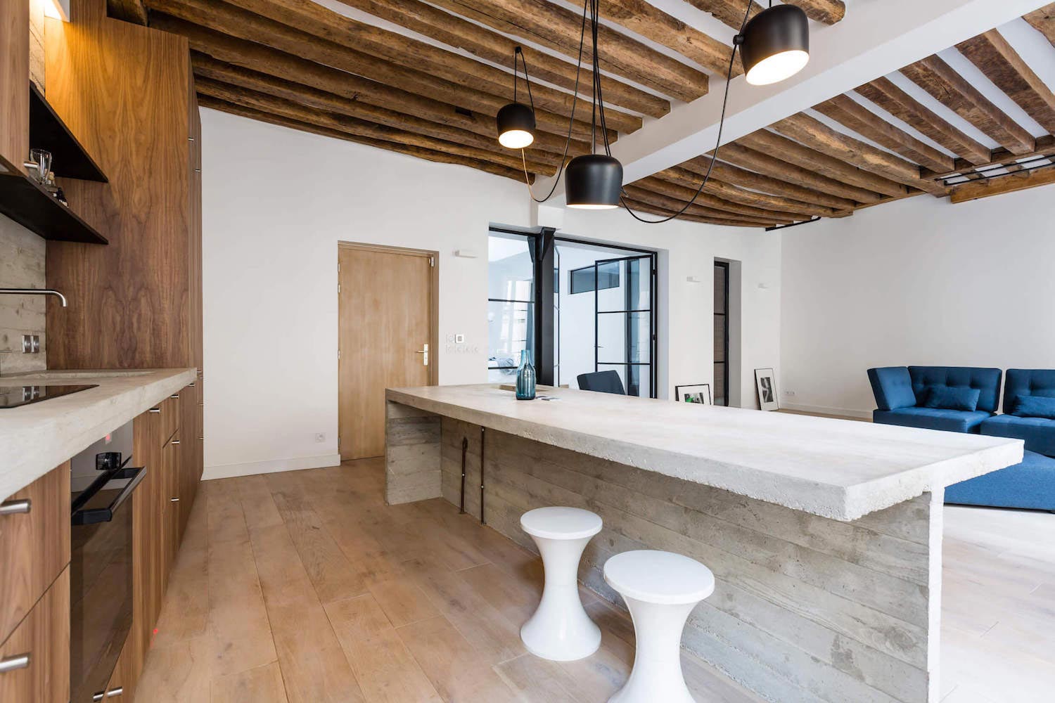 极简巴黎公寓 | 乔纳森·斯泰内展现原始材料与纯粹形态-5