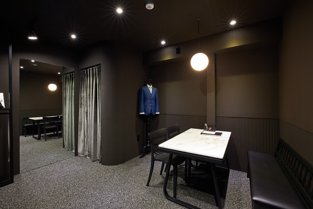 25 平现代男装店，极简黑白色调的魅力-8