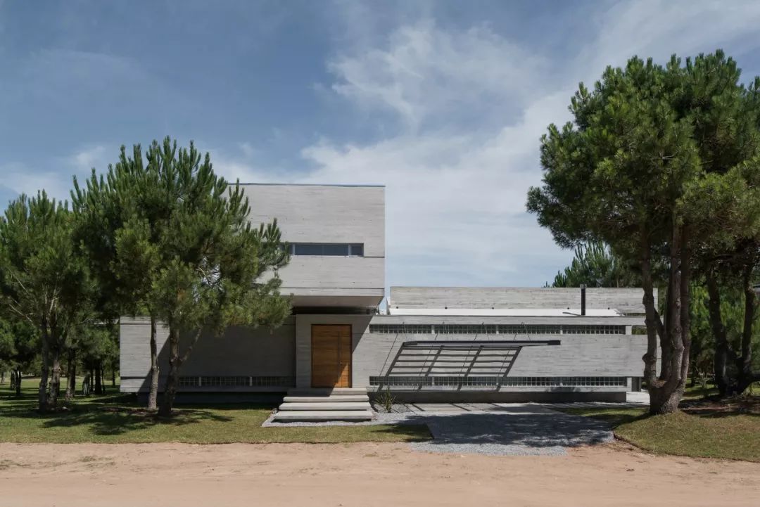 Galera 建筑工作室 | 光、空间与形式的平衡探索-30