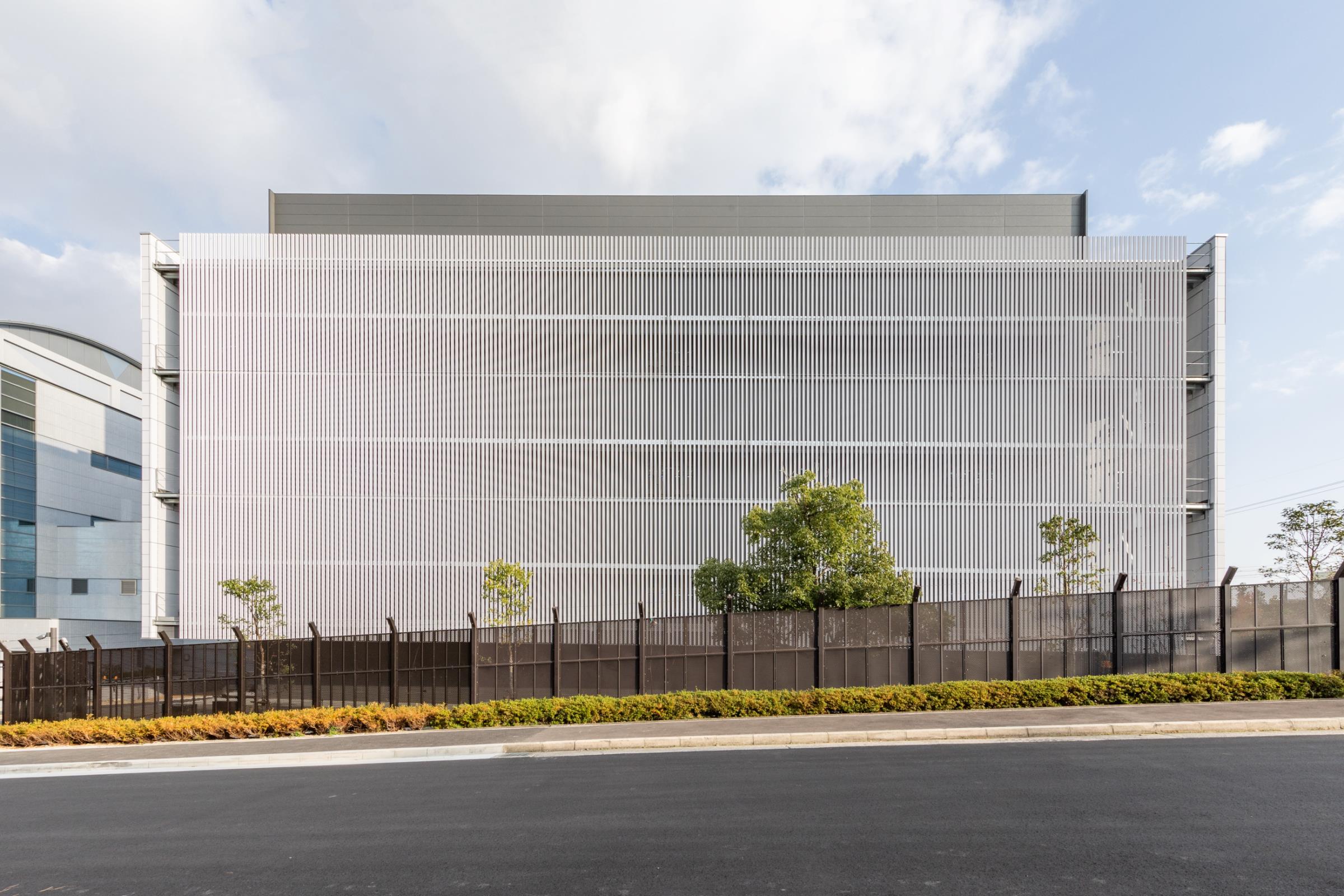 SCSK netXDC三田第二中心 | 办公 | Projects | NIKKEN SEKKEI LTD-2