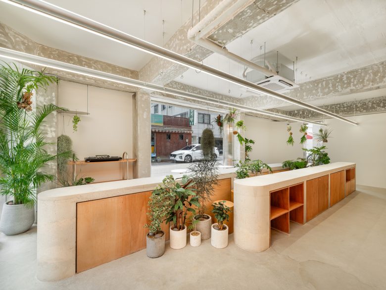 首尔独特风格面包店室内设计项目丨韩国首尔-38