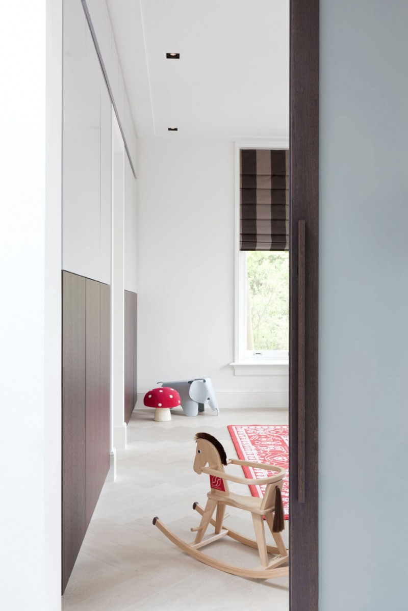 Manor by the River by Remy Meijers-10