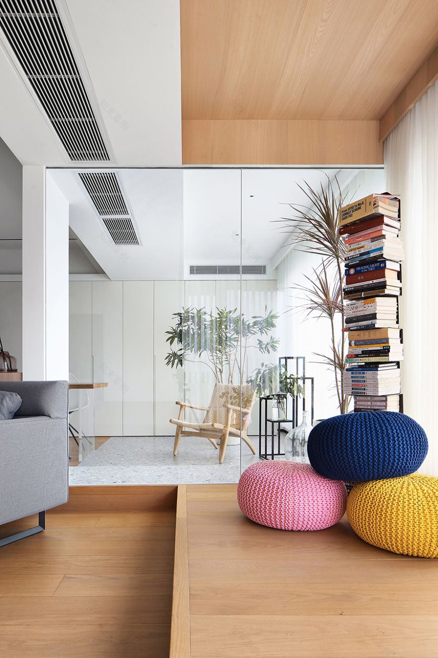 广州极简原木风的住宅-30