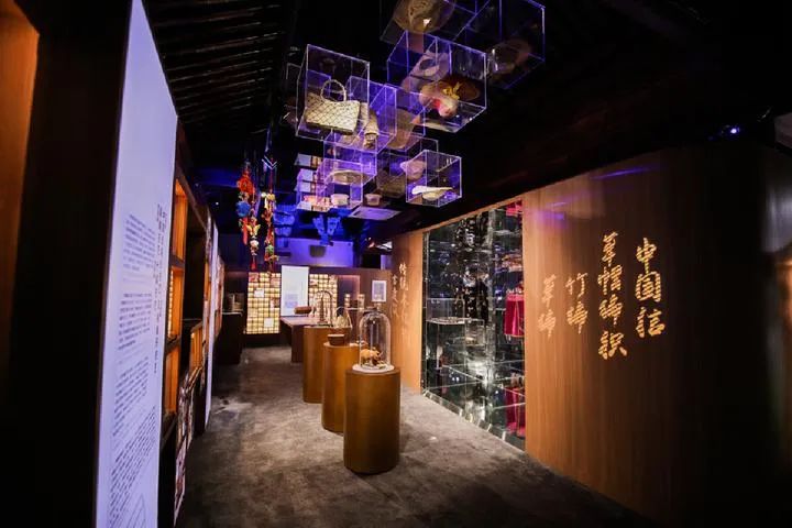 视界丨宁波海曙区非遗馆，全息、VR黑科技让传统非遗“活”起来-24