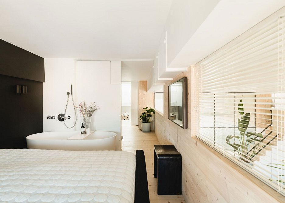 "阿姆斯特丹前学校改造的木质阁楼美居"-17